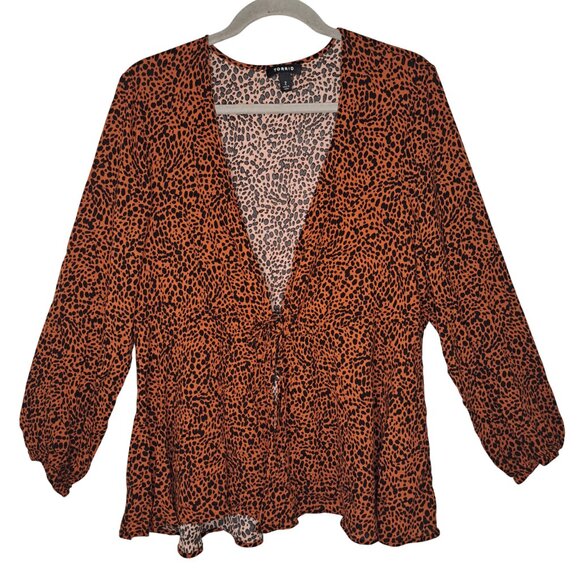 Torrid Lightweight Animal Print Tie Front Blouse Plus Size 2 - Picture 1 of 6